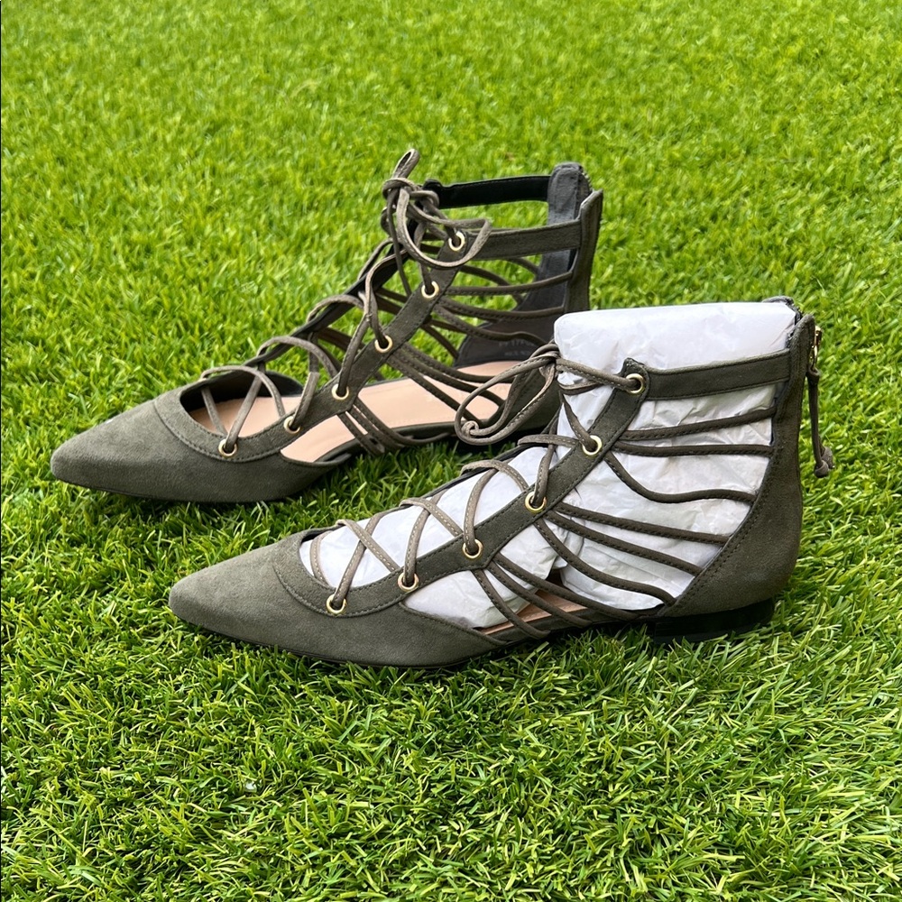 NIB Rachel Zoe Olive Lace-Up Flats